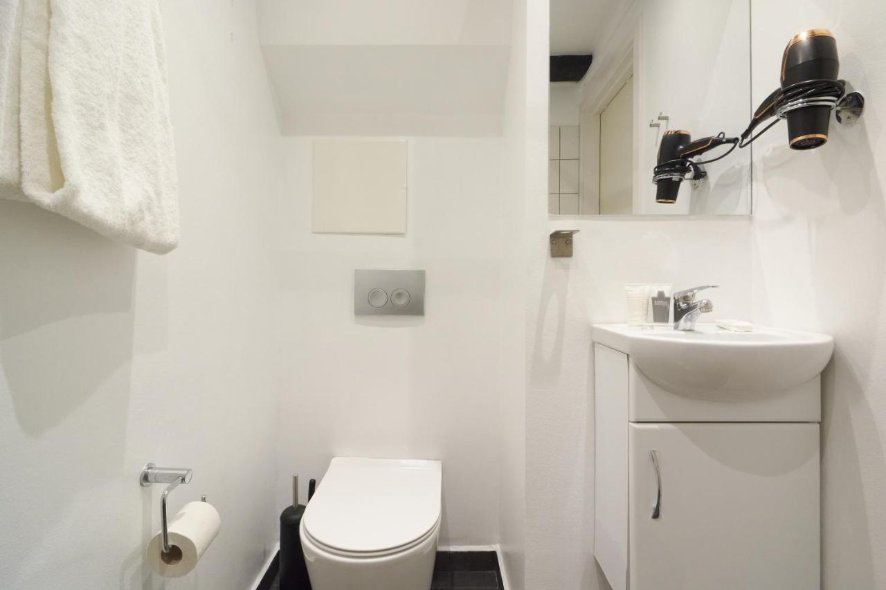 Unique 2 Bedroom Duplex W Exposed Beams In Cph City Kopenhagen Exterior foto