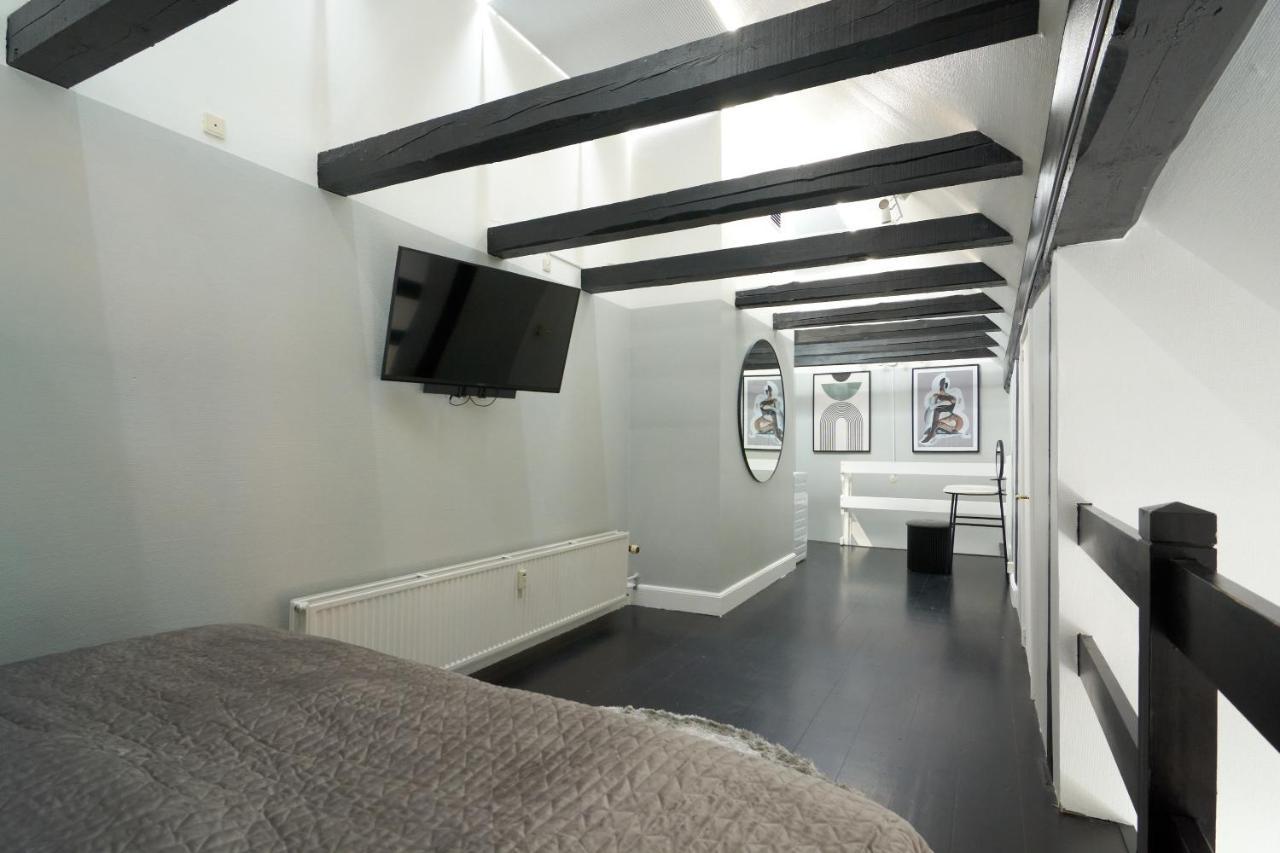 Unique 2 Bedroom Duplex W Exposed Beams In Cph City Kopenhagen Exterior foto