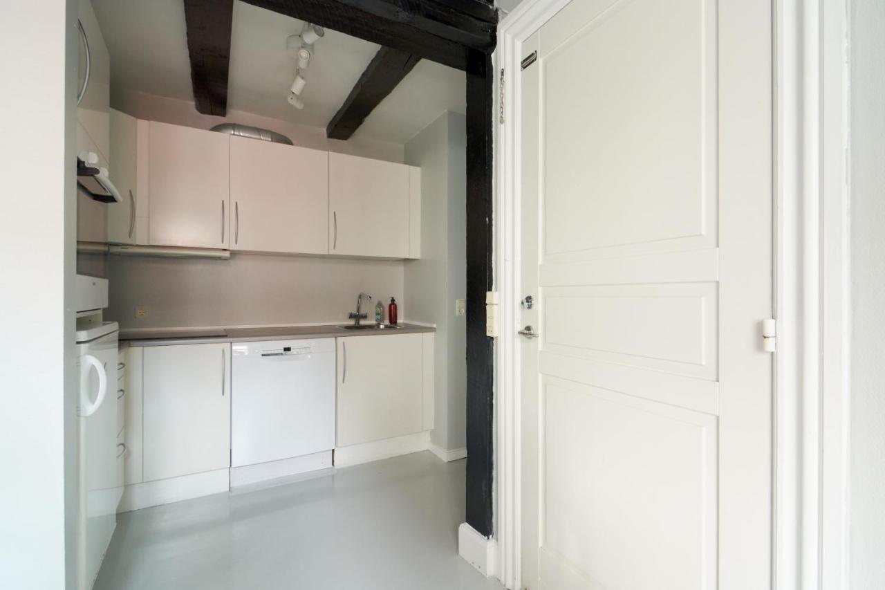 Unique 2 Bedroom Duplex W Exposed Beams In Cph City Kopenhagen Exterior foto